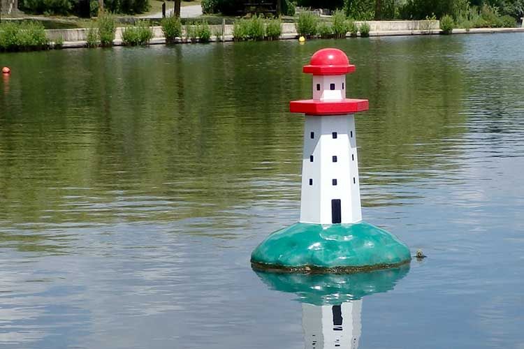 Décors pour bases nautiques loisirs touristiques | Matériels et bateaux électriques création bases nautiques loisirs touristiques Saviboat bateaux électriques