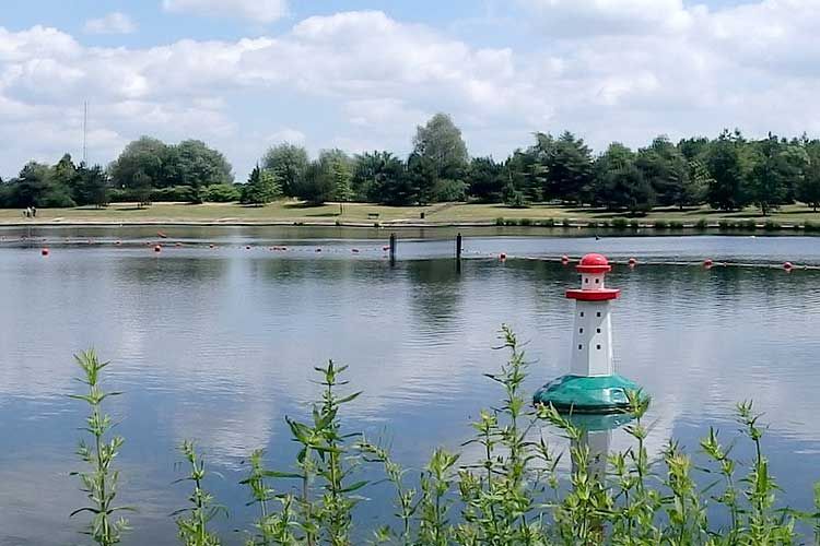 Décors pour bases nautiques loisirs touristiques | Matériels et bateaux électriques création bases nautiques loisirs touristiques Saviboat bateaux électriques