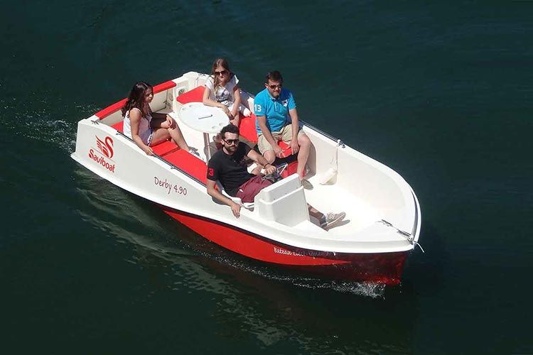 Saviboat electric boats derby range