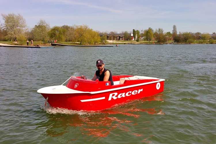 le Racer | Saviboat bateaux électriques gamme Port Miniature©